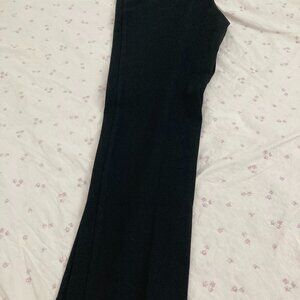 NWT Amanda and Chelsea Size 6 Pants